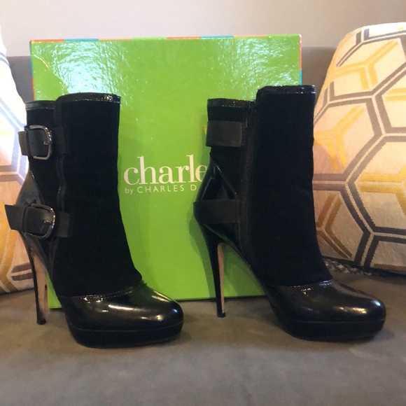Charles by Charles David Black Patent  Leather and Suede Booties - Picture 1 of 5